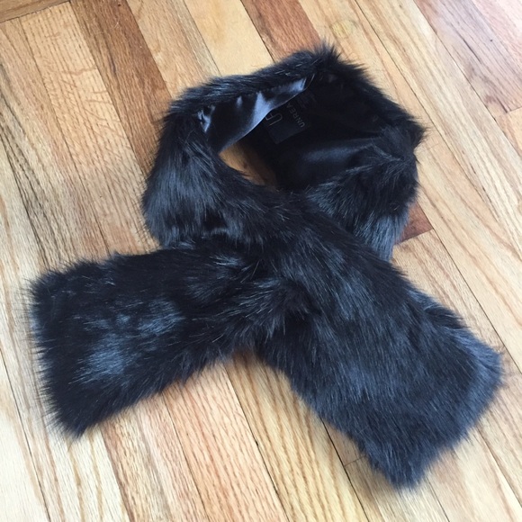 NEW UnReal Fur Collar Black - Picture 5 of 8